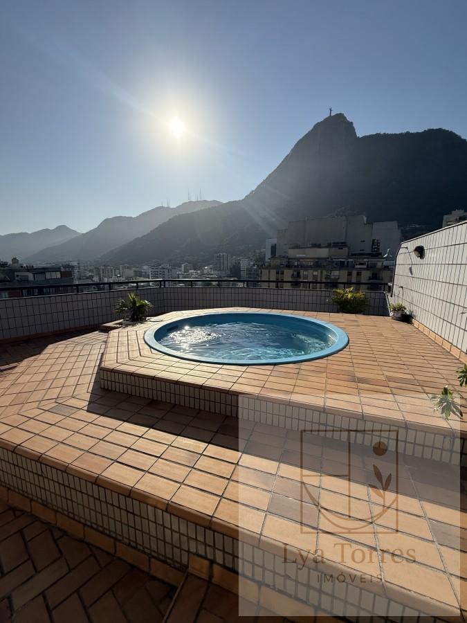 Cobertura de 4 quartos na Lagoa