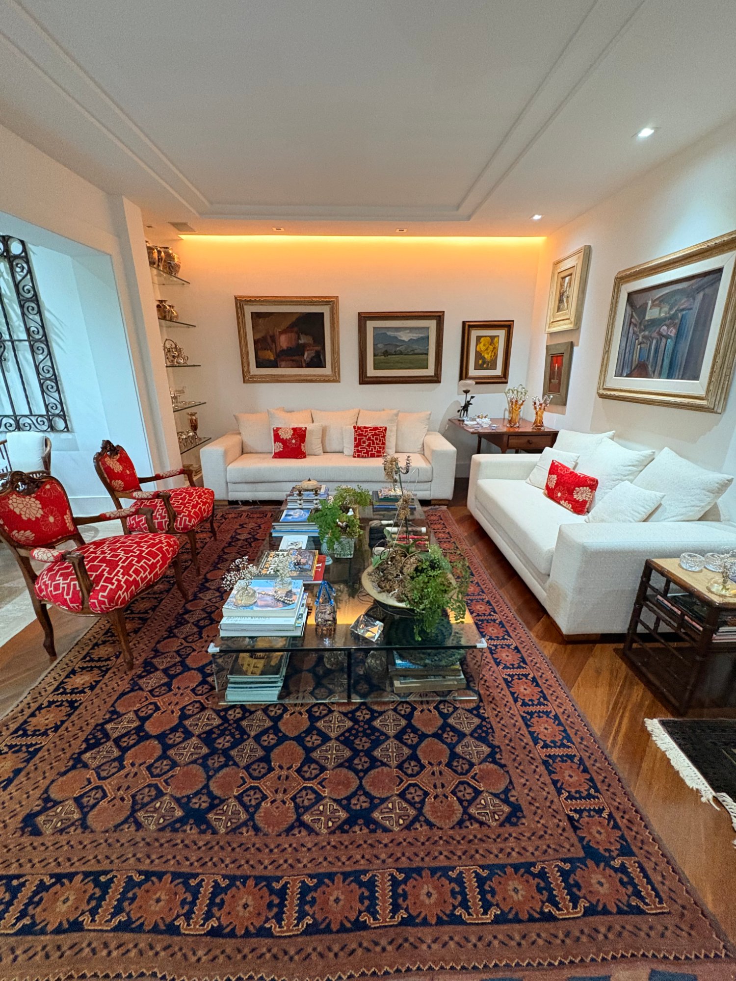 Apartamento de 4 quartos no Jardim Oceânico