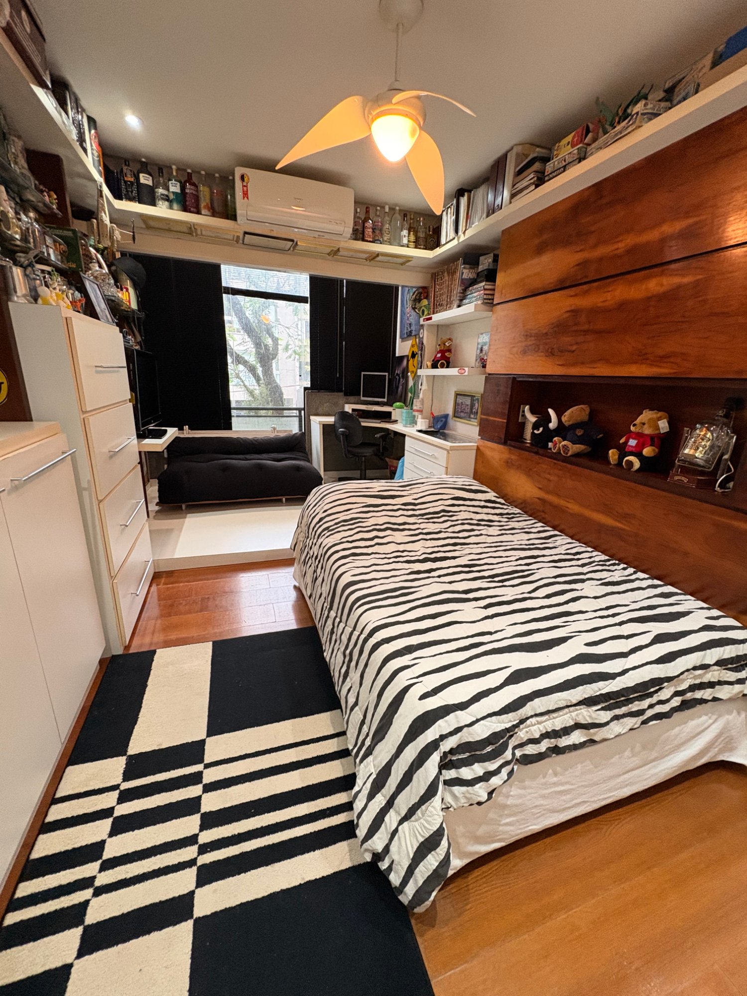 Apartamento de 4 quartos no Jardim Oceânico