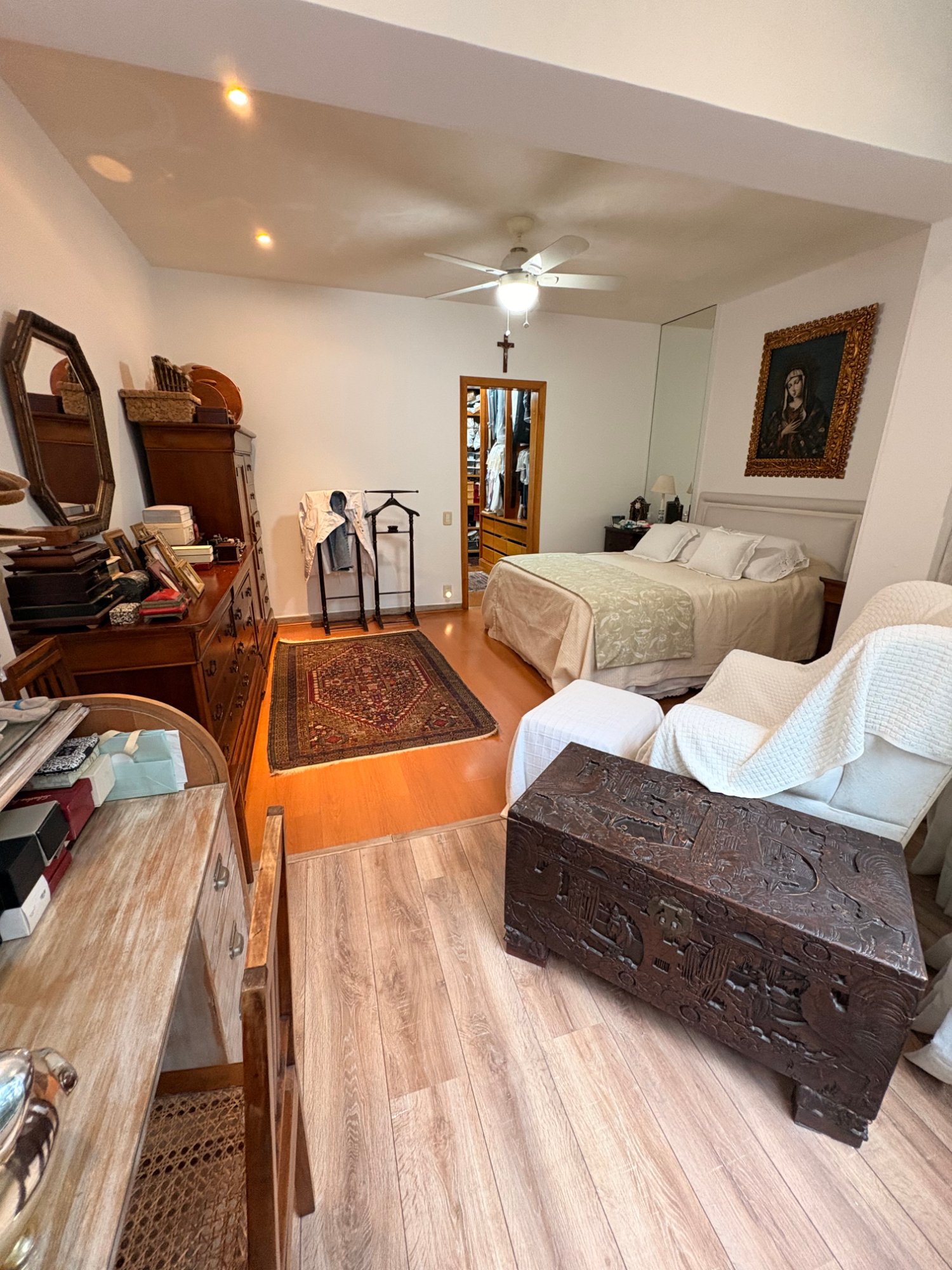 Apartamento de 4 quartos no Jardim Oceânico