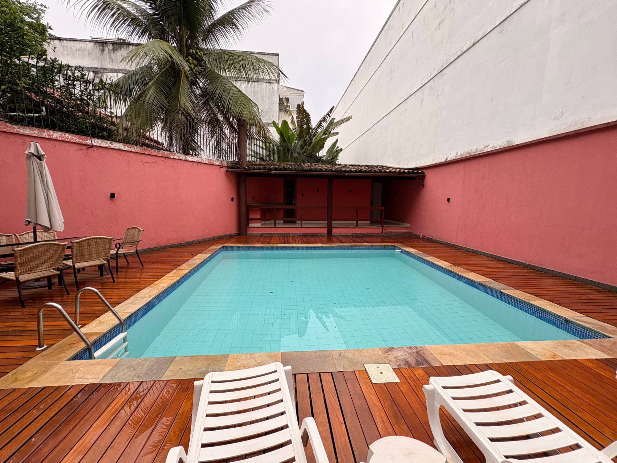 Apartamento de 4 quartos no Jardim Oceânico